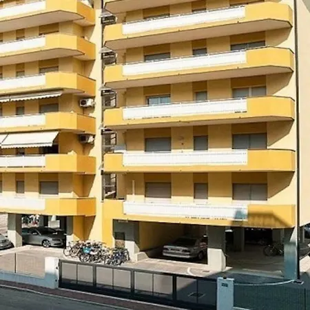 Condominio Plata 아파트 비비오네